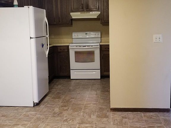 Counter and cabinet space