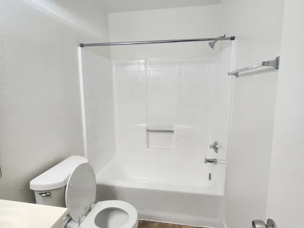 776 Gaviota Ave APT 9, Long Beach, CA 90813