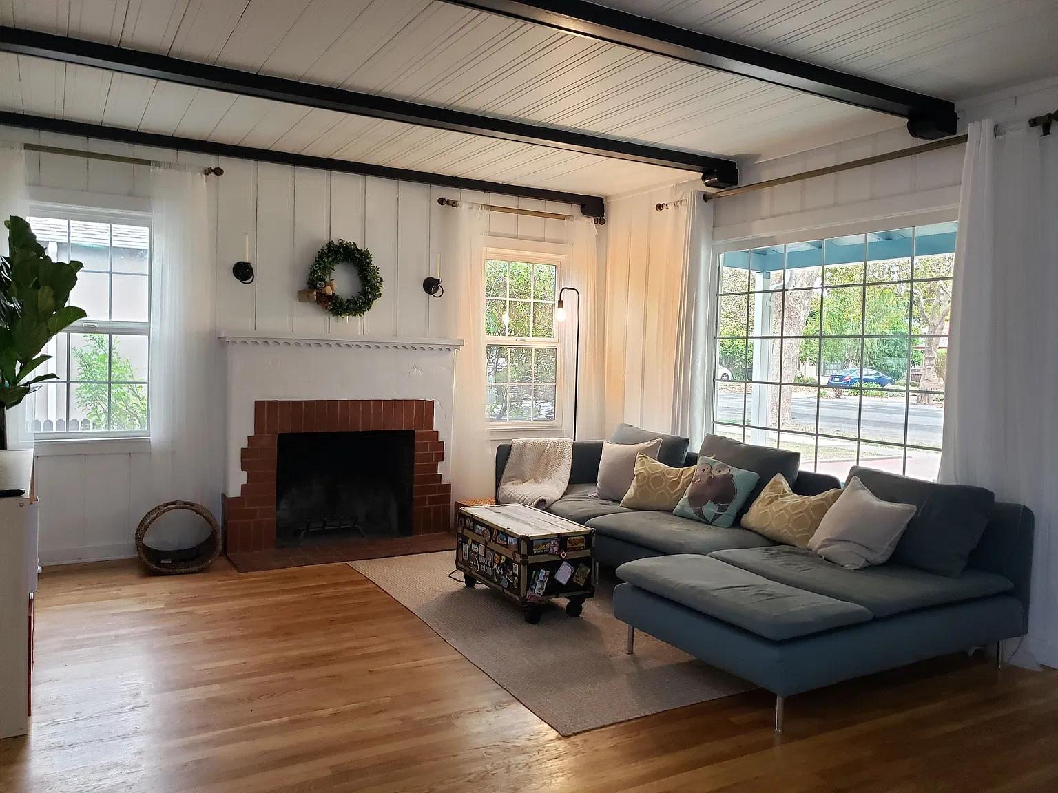 2 bed, 1271 sqft, $4,500 — Photo 3