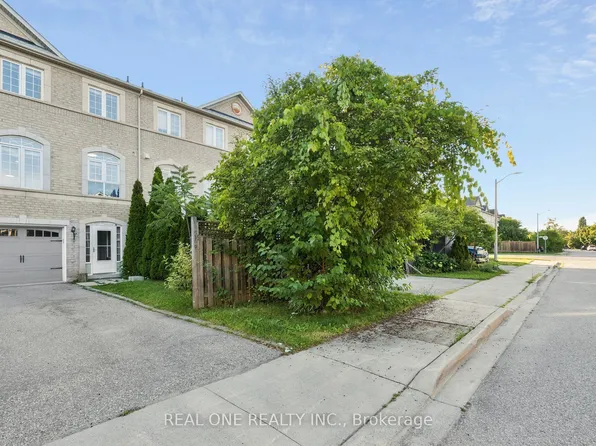2350 Sutton Dr, Burlington, ON L7L 6Y8