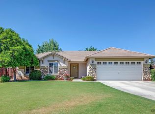 12814 Lavina Ave, Bakersfield, CA 93312
