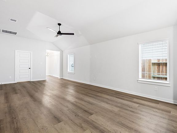 4th image of 6410 Bolinas Ct