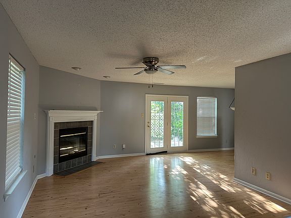 5th image of 16655 Aulton Dr