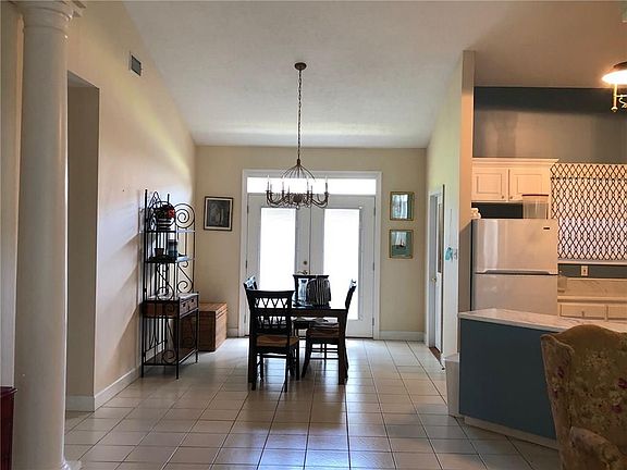 4th image of 2724 Henderson Bayou Pl