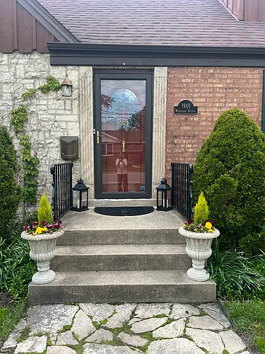 1901 Woodland Ave Photo 1
