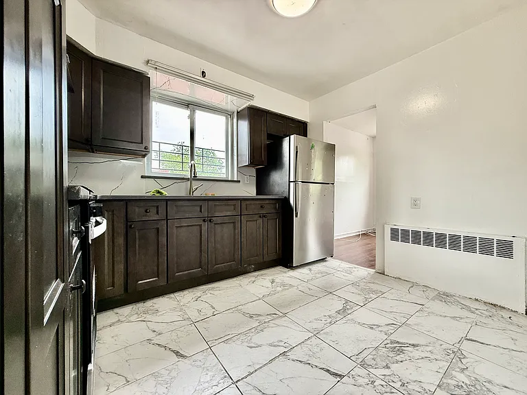 257 Newkirk Ave #3 — Photo 4
