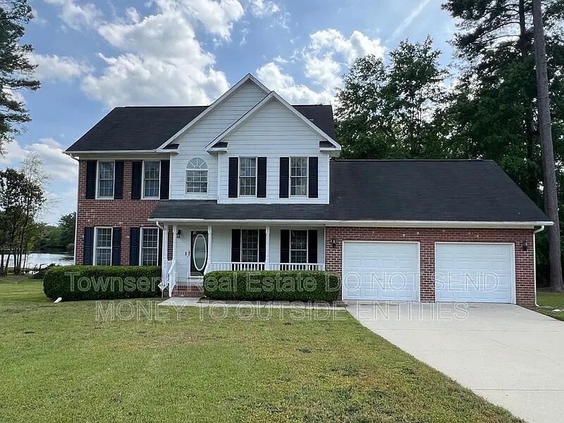 155 Saunders Ct