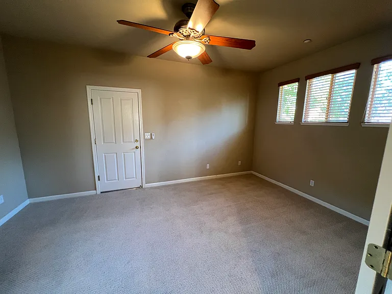 1581 Bella Cir — Photo 27