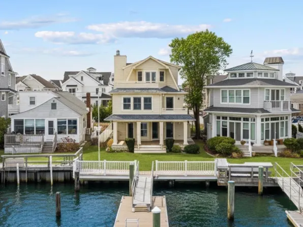 165 Bayshore Dr, Ocean City, NJ 08226