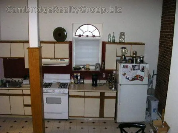 106 Central St, Somerville, MA