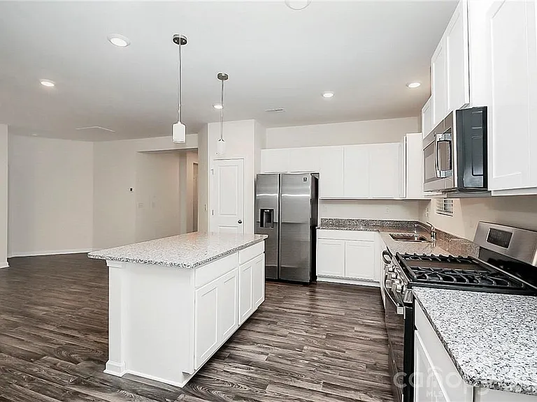 7306 Wheyfield Dr — Photo 5