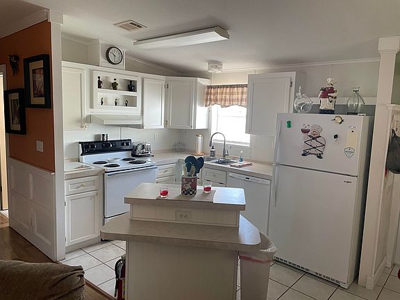 3rd image of 36139 Citrus Blvd