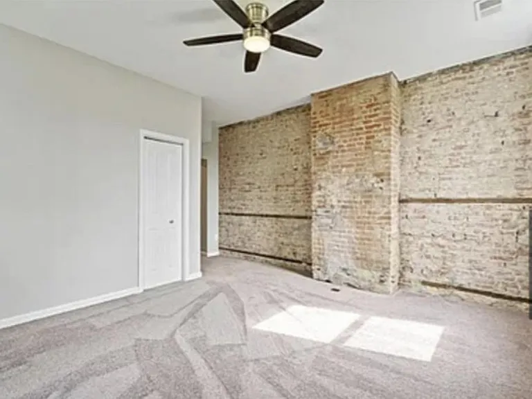 1125 Troy Hill Rd — Photo 12