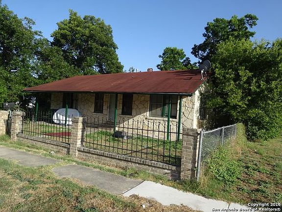 2nd image of 300 E Huff Ave