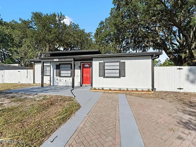 6144 Fordham Cir W — Photo 1