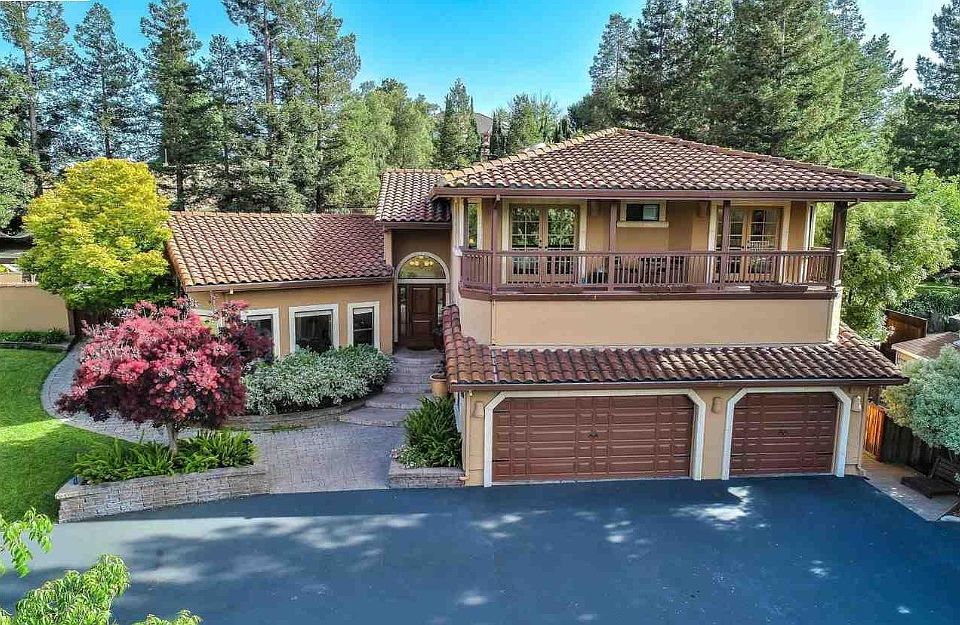 1st image of 901 Owhanee Ct