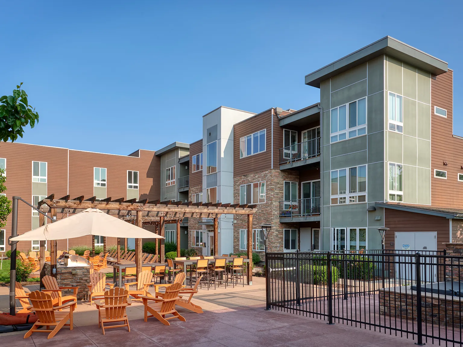 Boulder View Apartments — Photo 4