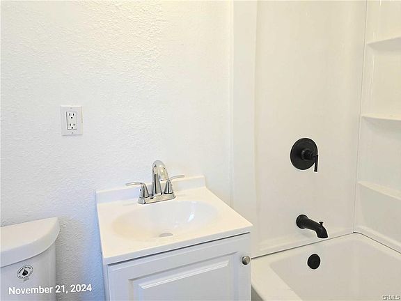 2nd image of 1468 E 107th St