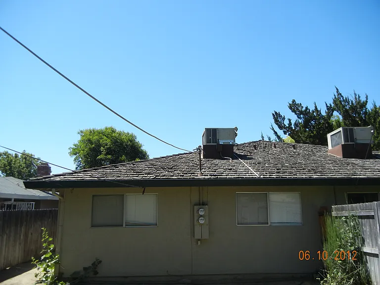 2 Bedroom Duplex — Photo 5