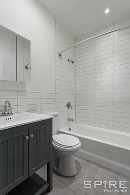 Rented by Spire Group | media 10