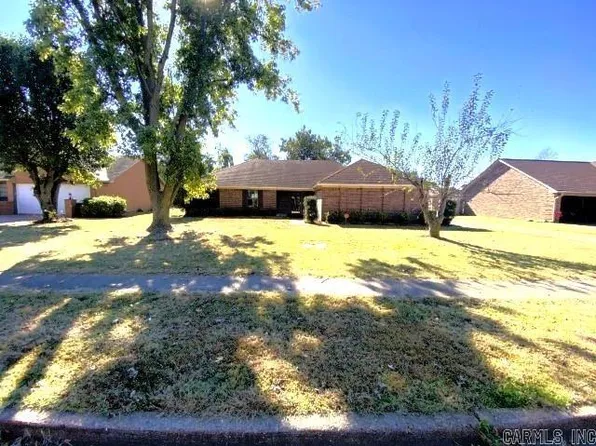 210 E Shadow Ln, Osceola, AR 72370