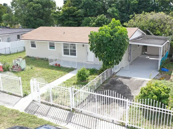 4320 NW 193rd St, Miami Gardens, FL 33055