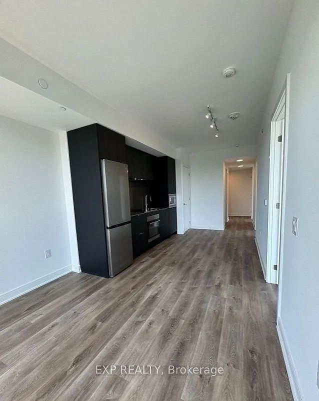 2 bed, $2,399 — Photo 4