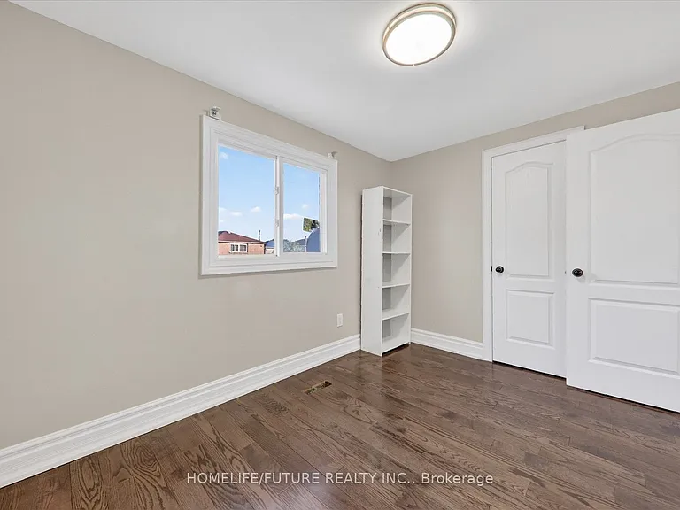 37 Elson St #UPPER — Photo 28