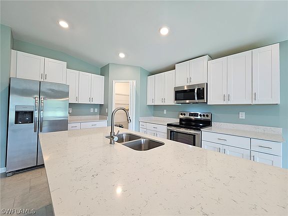 5th image of 4005 Villa Doria Ct