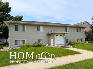 408 W Broadway Ave #4, Saint Peter, MN 56082