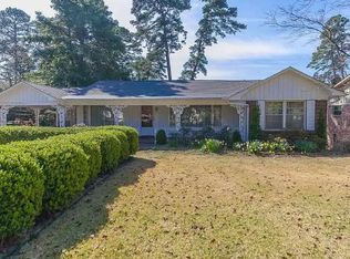 6513 Cantrell Rd, Little Rock, AR 72207