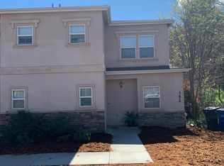 352 24th St, Paso Robles, CA 93446