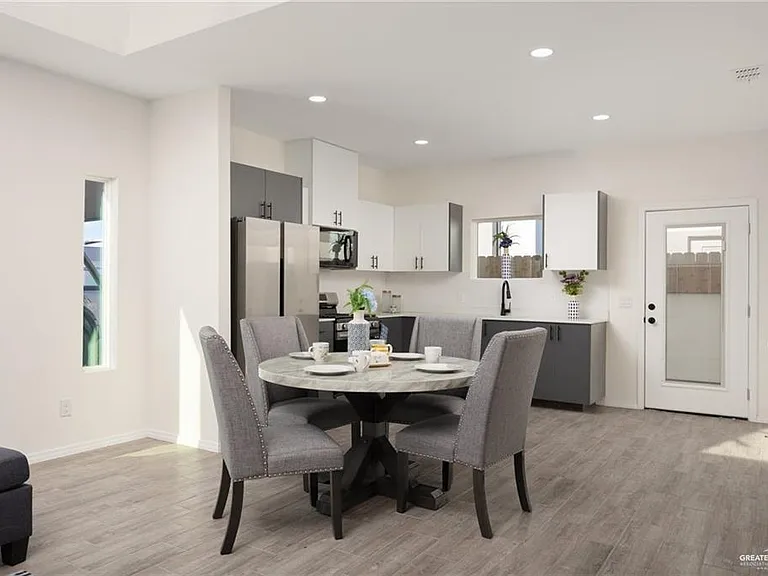 1605 Karen Dr #A1 — Photo 5