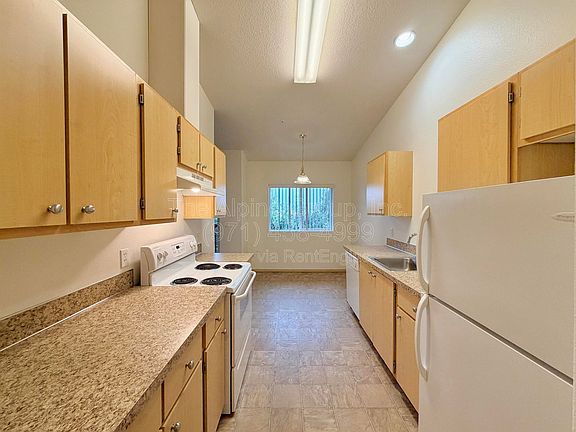 4th image of 10010-10020 SW 125th Ave #308-B