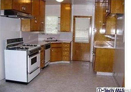 2nd image of 520 Dobbins Dr