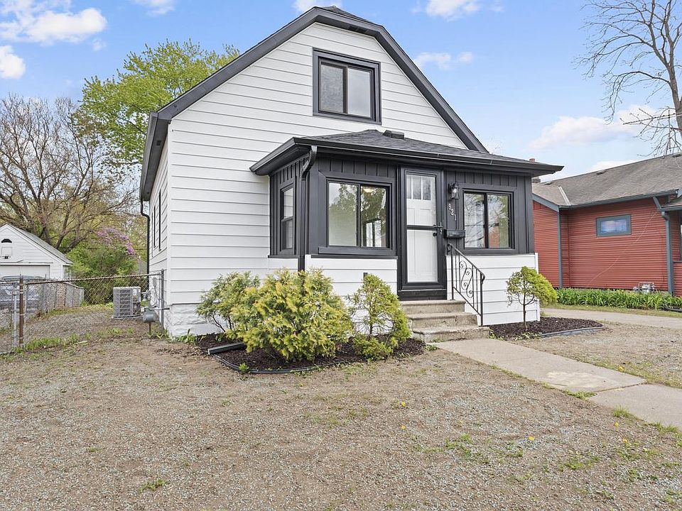 1st image of 921 Perkins AVENUE