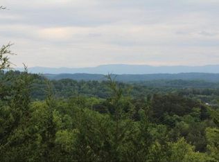 947 Mountain Loop, Greeneville, TN 37745