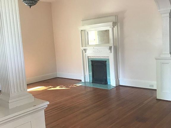 4th image of 1106 Owens Ave