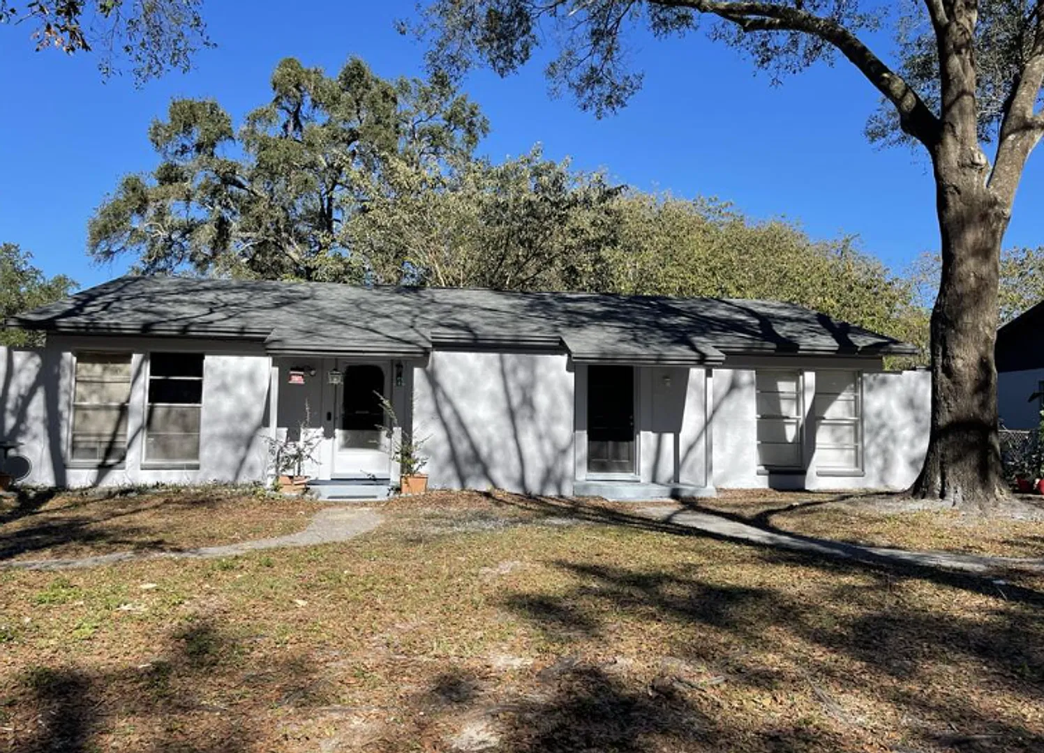 11610 Valencia Dr — Photo 1
