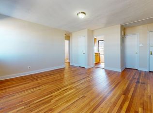 20-34 Crescent St #4B, Astoria, NY 11105