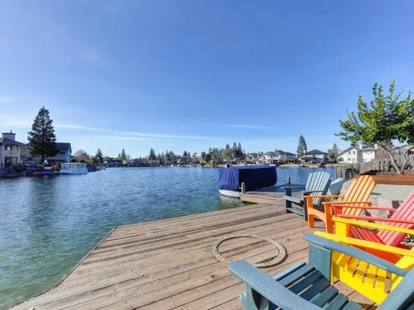 6104 Doubloon Ct, Elk Grove, CA 95758