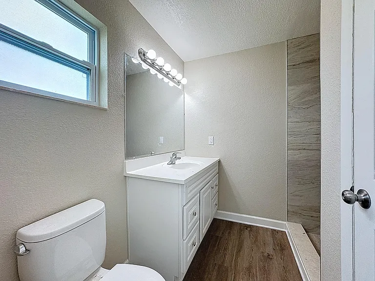 1545 Polaris St — Photo 14