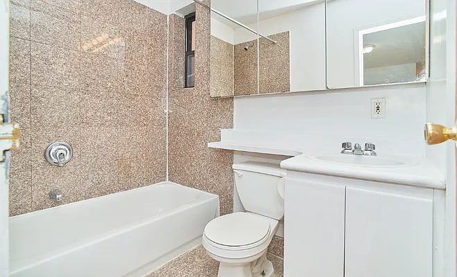 Rented by REAL New York | media 12