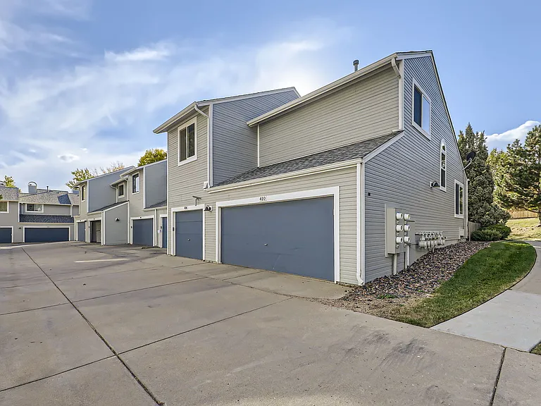 410 Owl Dr — Photo 21