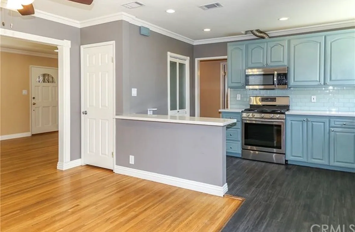 4 bed, 1542 sqft, $4,400 — Photo 4