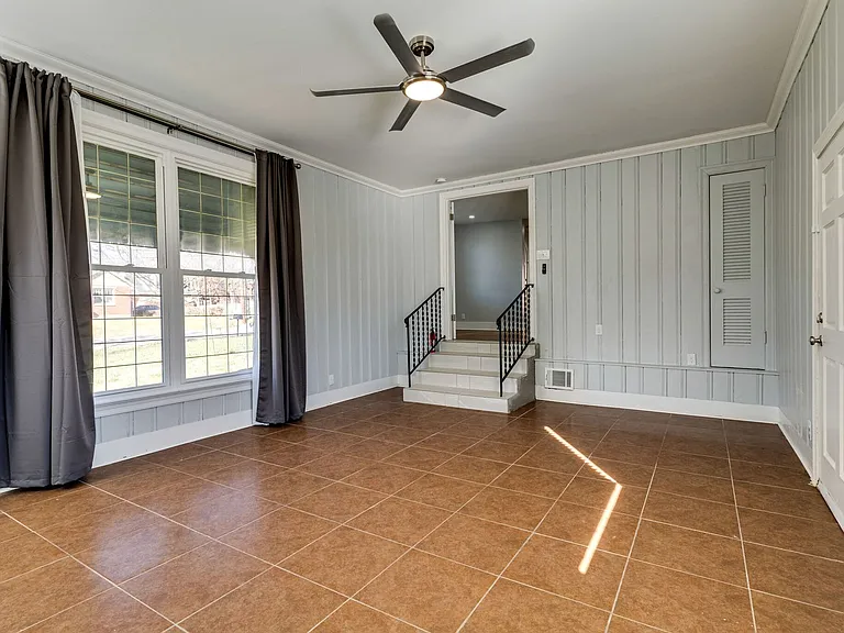 819 E Meade Ave — Photo 13
