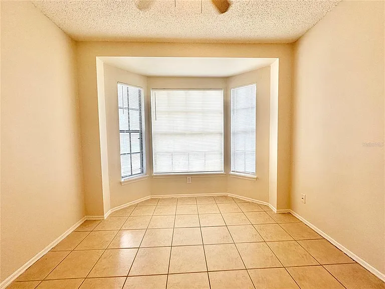 1622 Cimarron Hills Dr — Photo 10