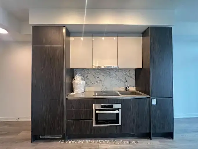 180 Front St E #4016 — Photo 2