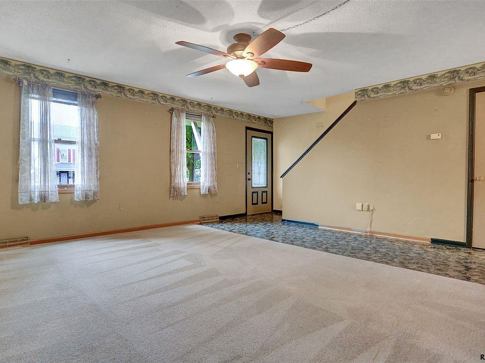 304 Westminster Ave, Hanover, PA 17331 Zillow