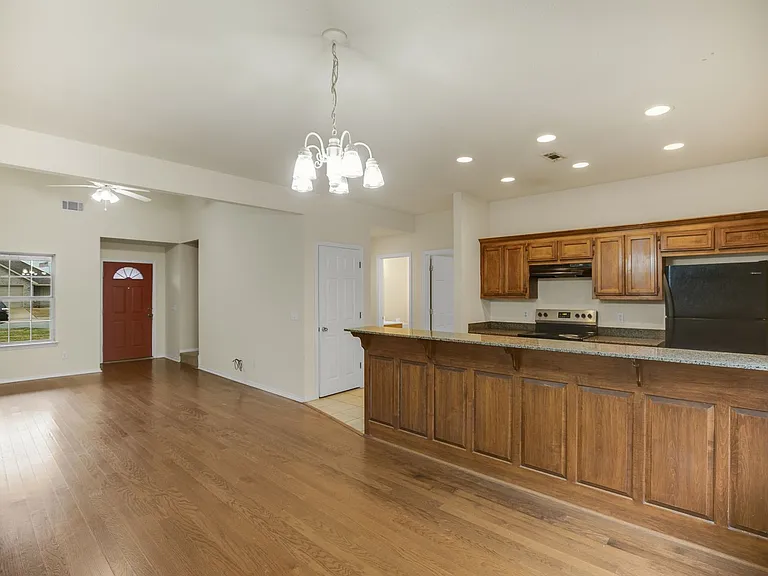 3606 Deerfield Blvd #2 — Photo 5